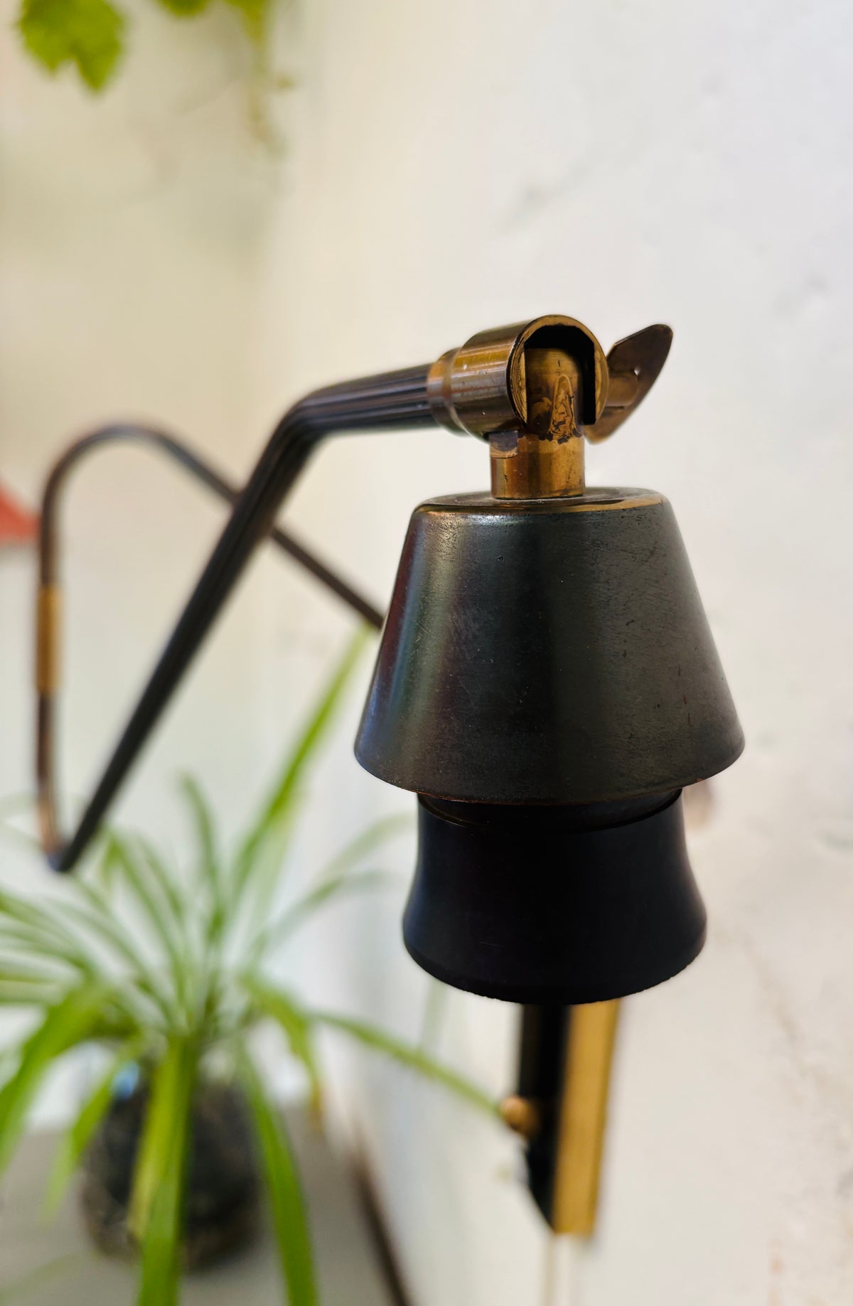 Messing svingarmslampe