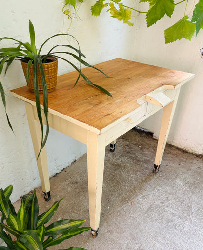 Gammelt guldsmede-arbejdsbord