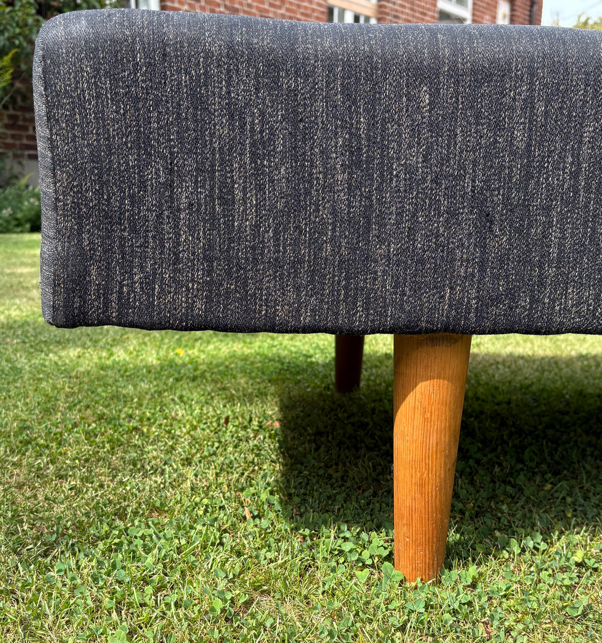 Retro daybed