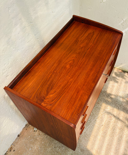 Teak sminkekommode
