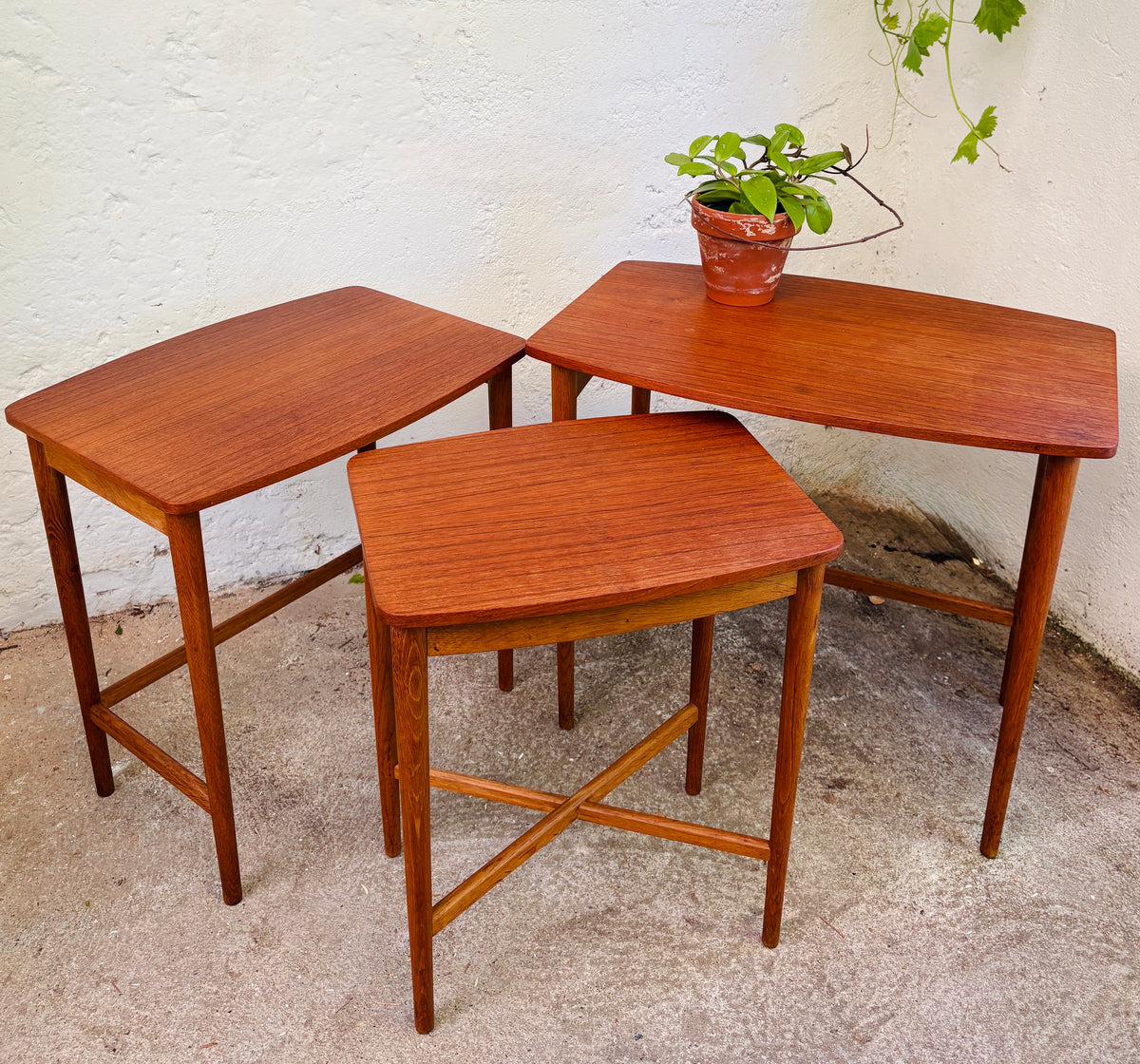 Indskudsborde teak/eg