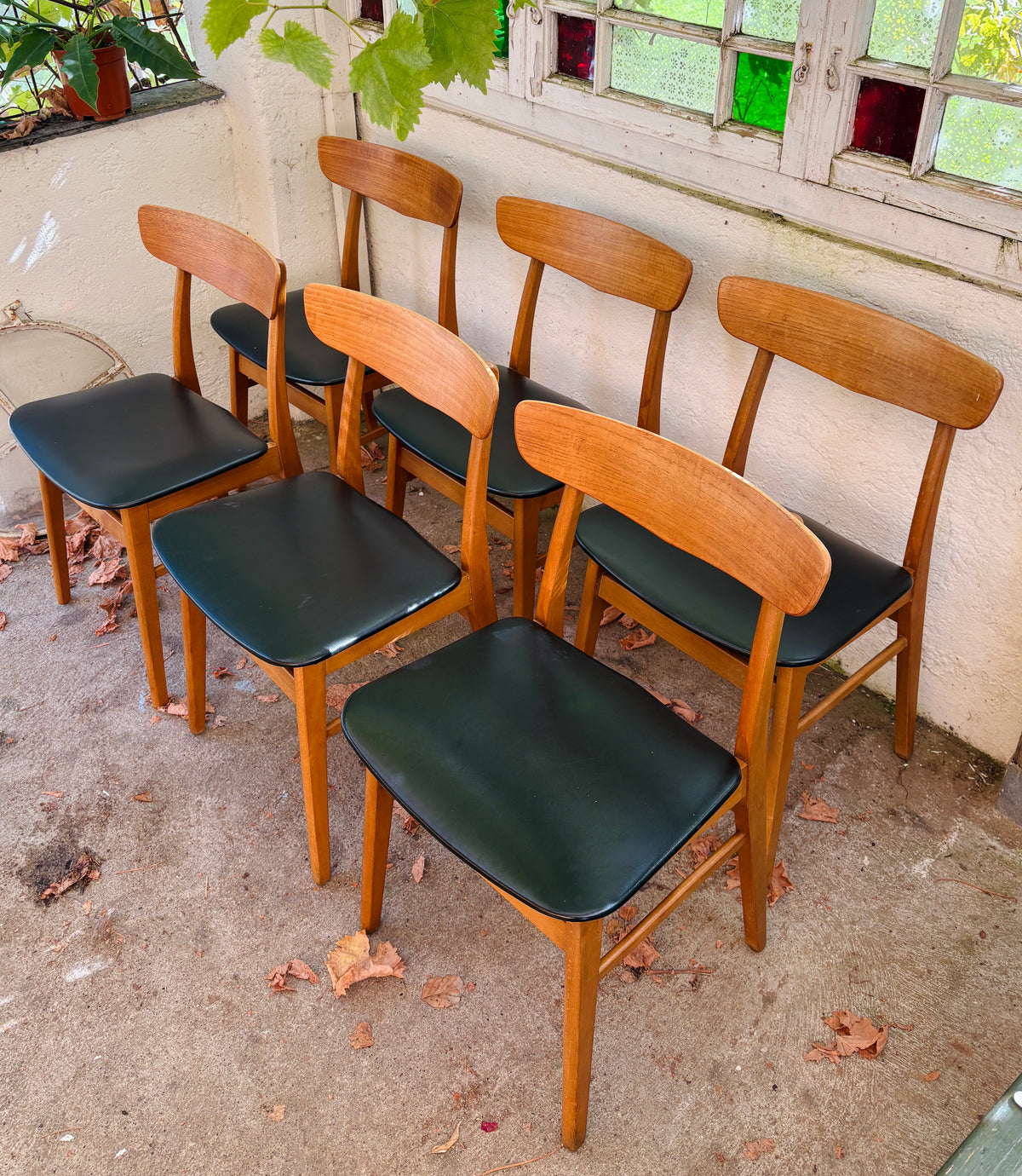 MOSBØL spisebordsstole – 6 stk.