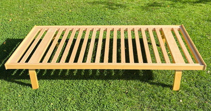 Alvar Aalto daybed model 710