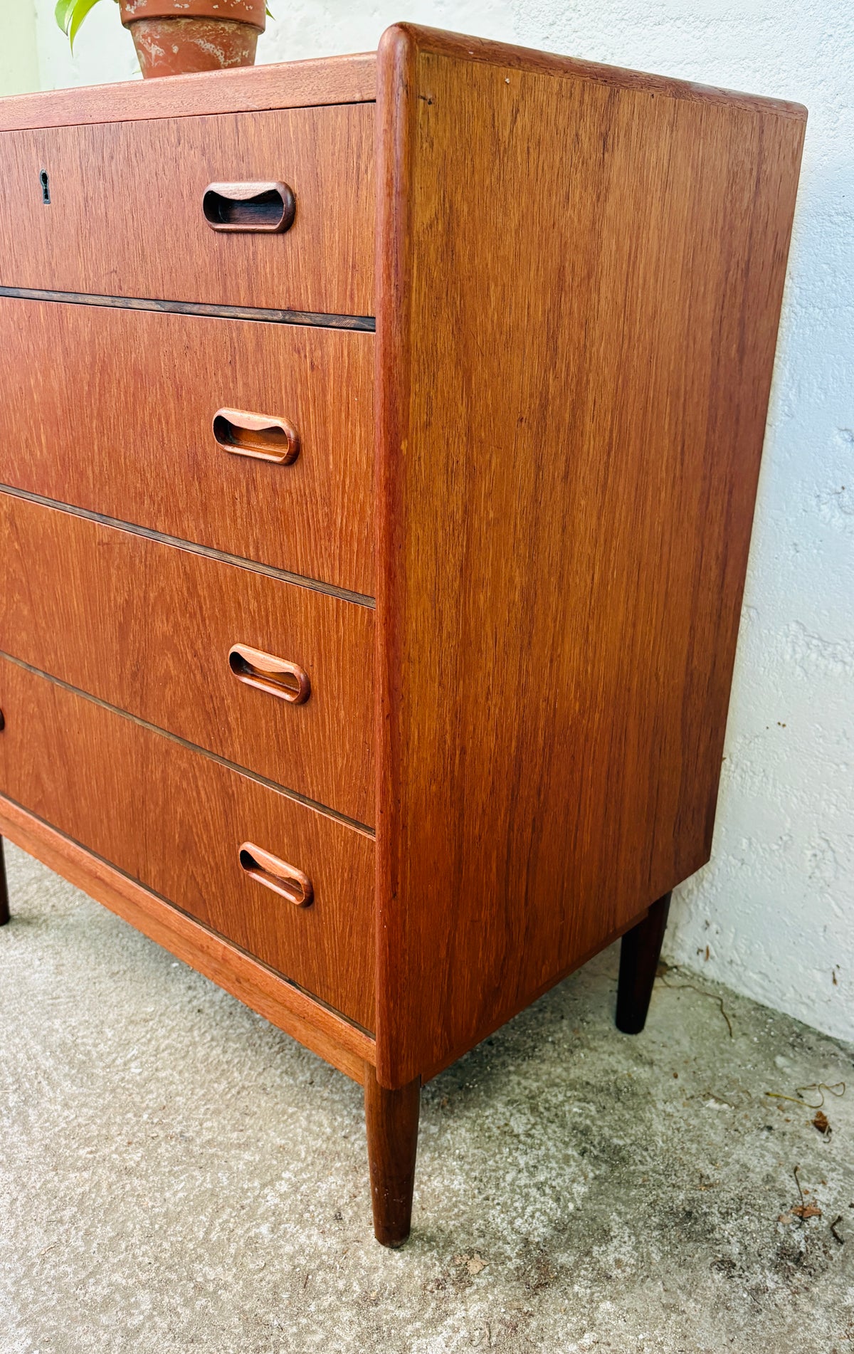 Teak kommode