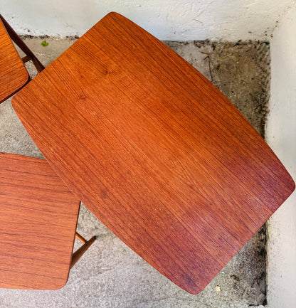 Indskudsborde teak/eg