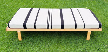 Alvar Aalto daybed model 710