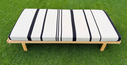Alvar Aalto daybed model 710