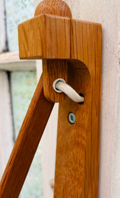 LE KLINT sakselampe Model 332/34 i eg – UDEN skærm