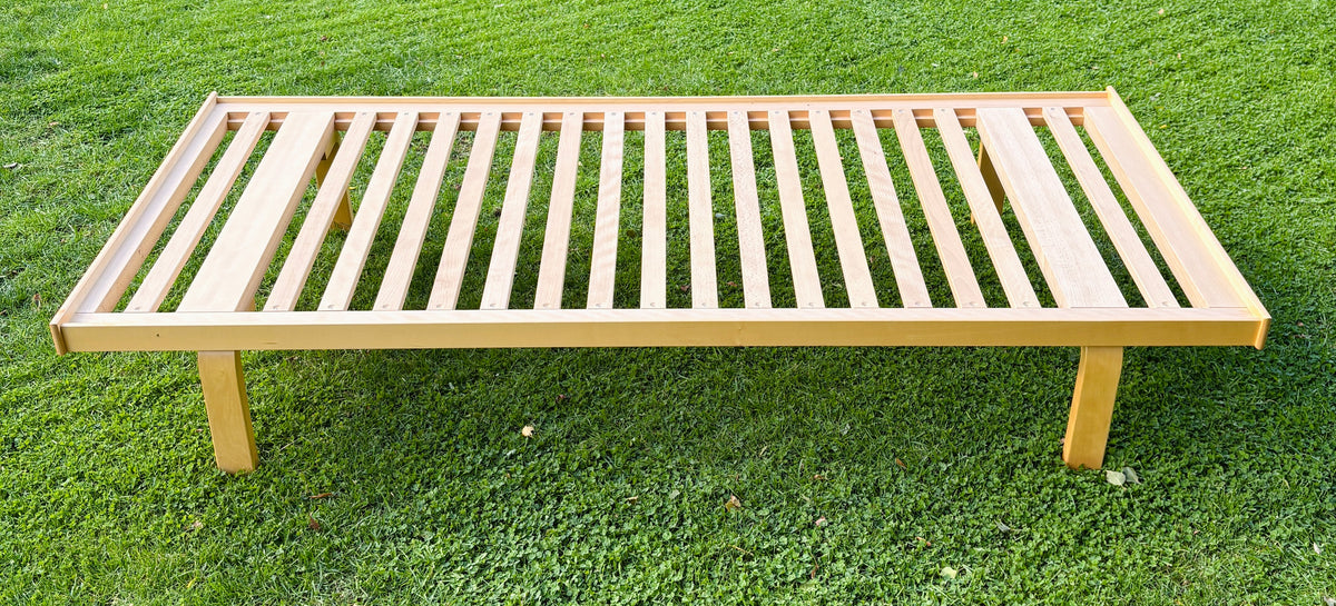 Alvar Aalto daybed model 710