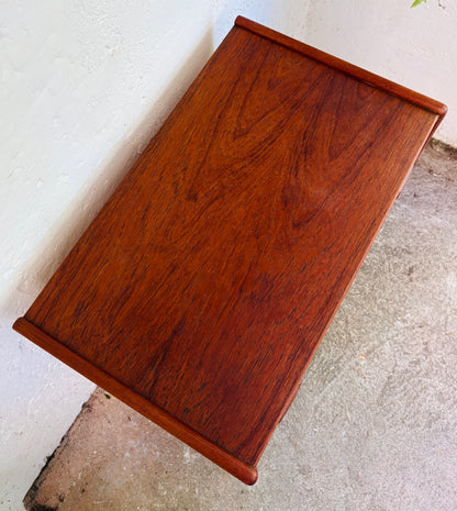 Teak kommode