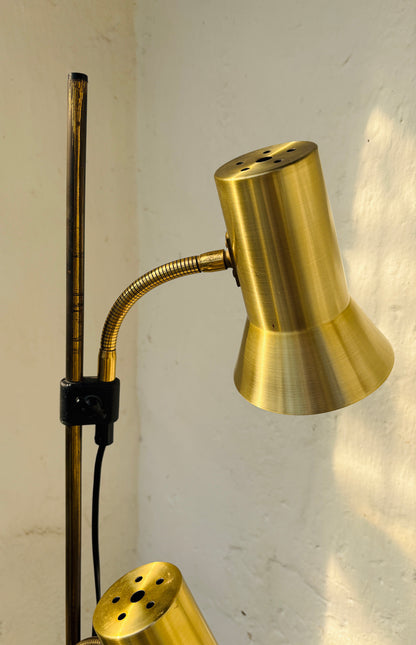Vintage gulvlampe i klassisk dansk design