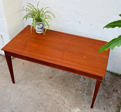 Sofabord i teak
