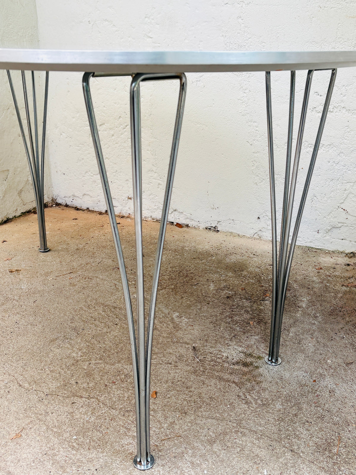 Piet Hein Superellipse spisebord fra Fritz Hansen