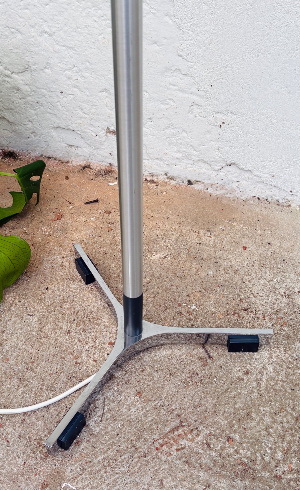 Jo Hammerborg model Monolit gulvlampe med Le Klint skærm