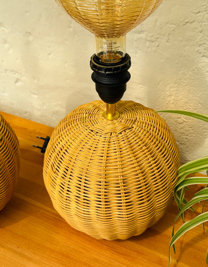 Vintage flet bordlamper