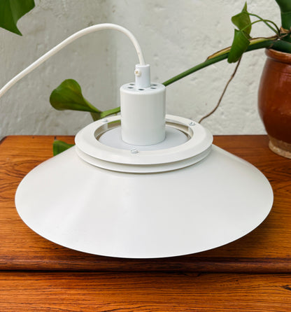 Klassisk hvid Jeka Nino-pendel