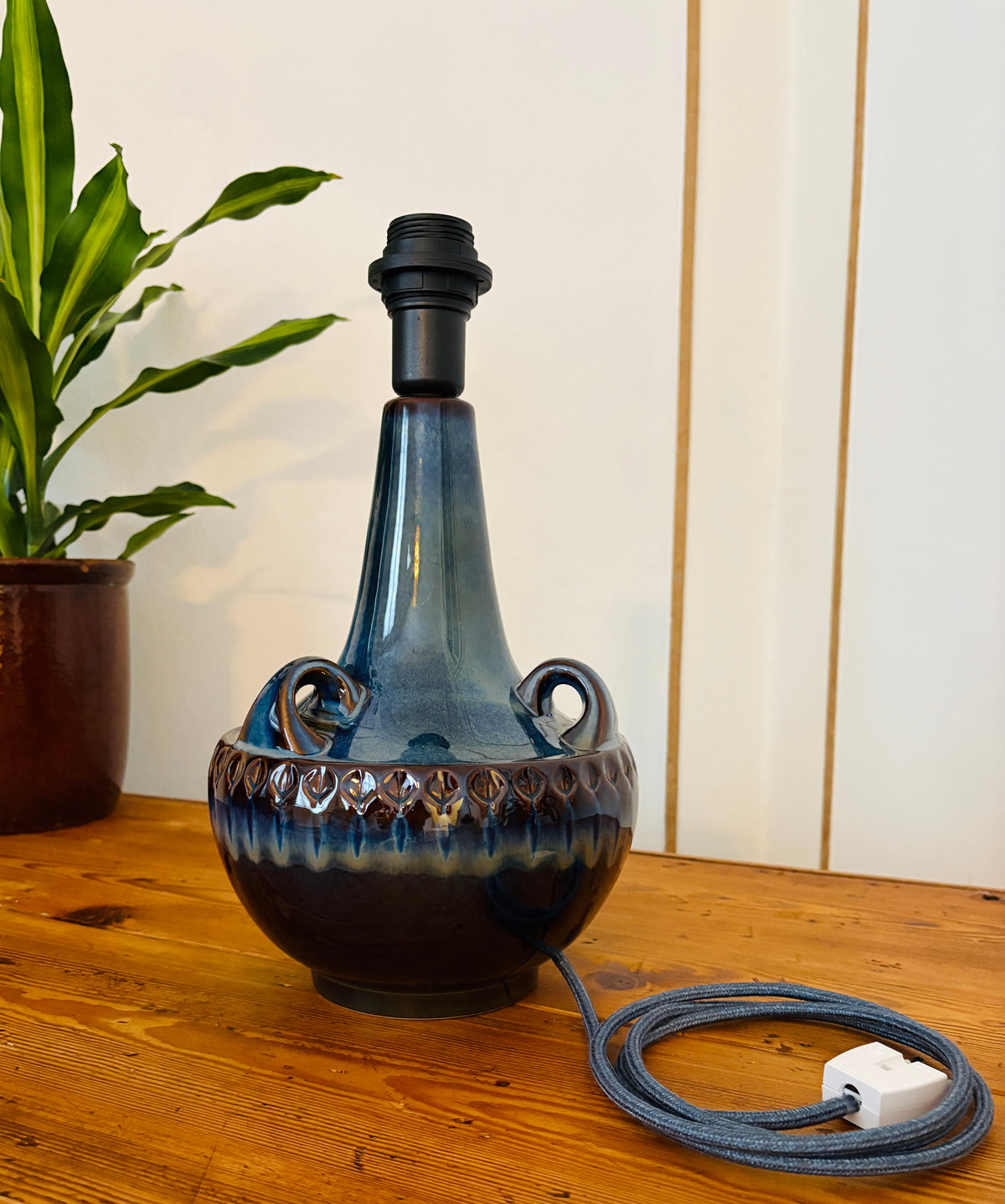 Søholm bordlampe 〰️ model 1059