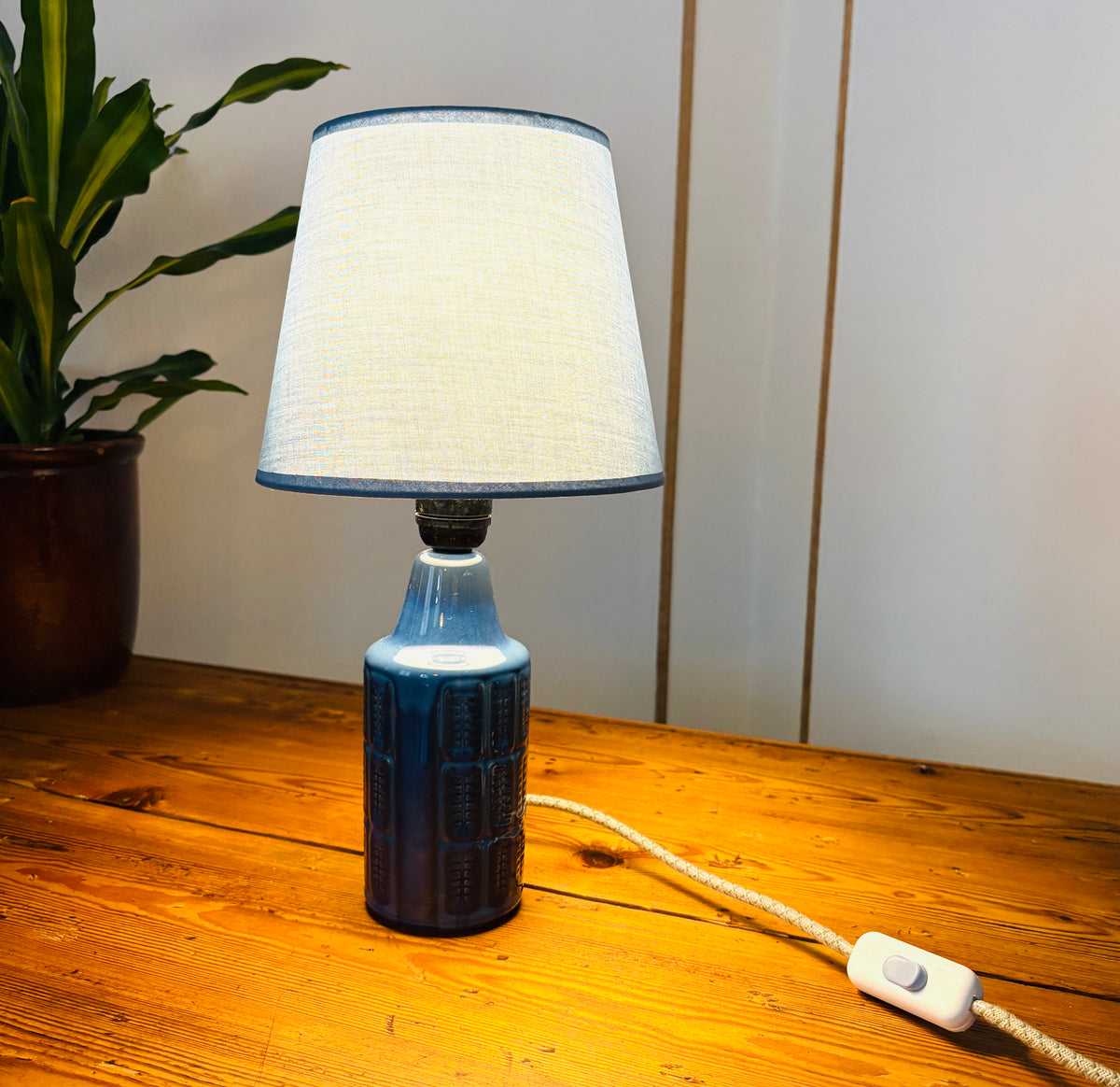 Søholm Bordlampe 〰️ Model 1017