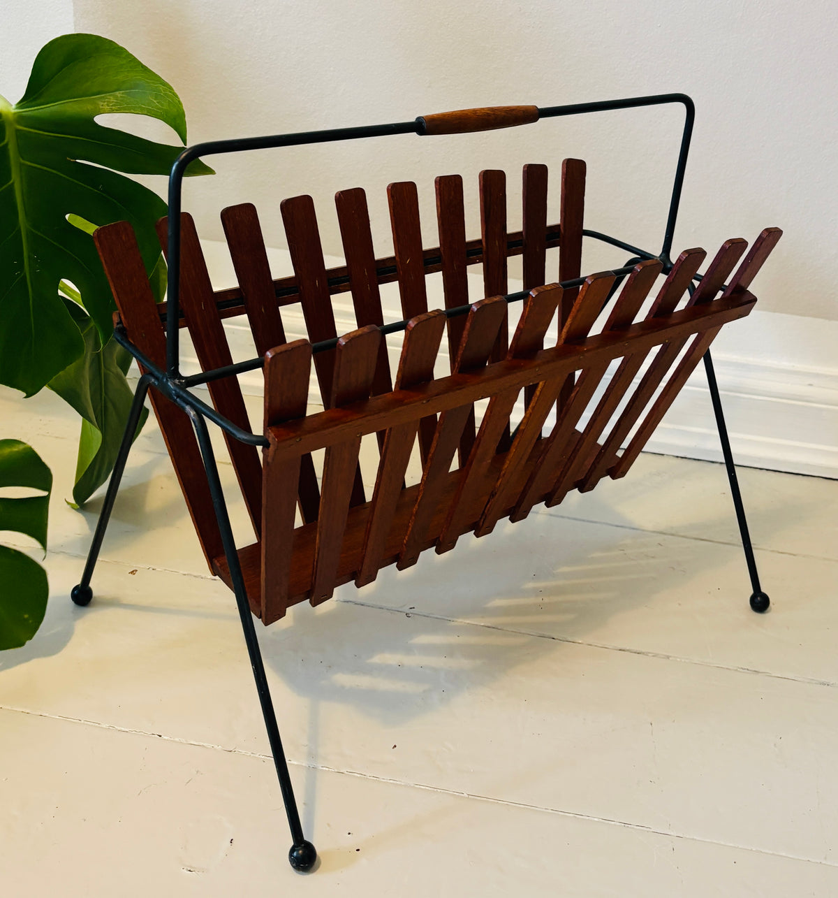 Magasinholder fra 1950’erne / 1960’erne